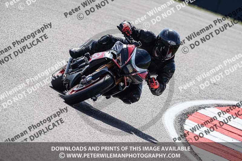 donington no limits trackday;donington park photographs;donington trackday photographs;no limits trackdays;peter wileman photography;trackday digital images;trackday photos